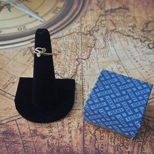 Vintage (1985) Avon Goldtone Soft Sweep Pinky Ring